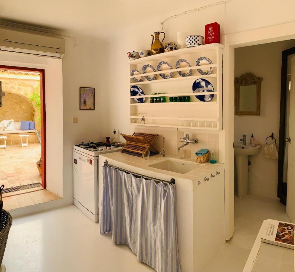 Aracati Pansiyon Cesme Ngoại thất bức ảnh