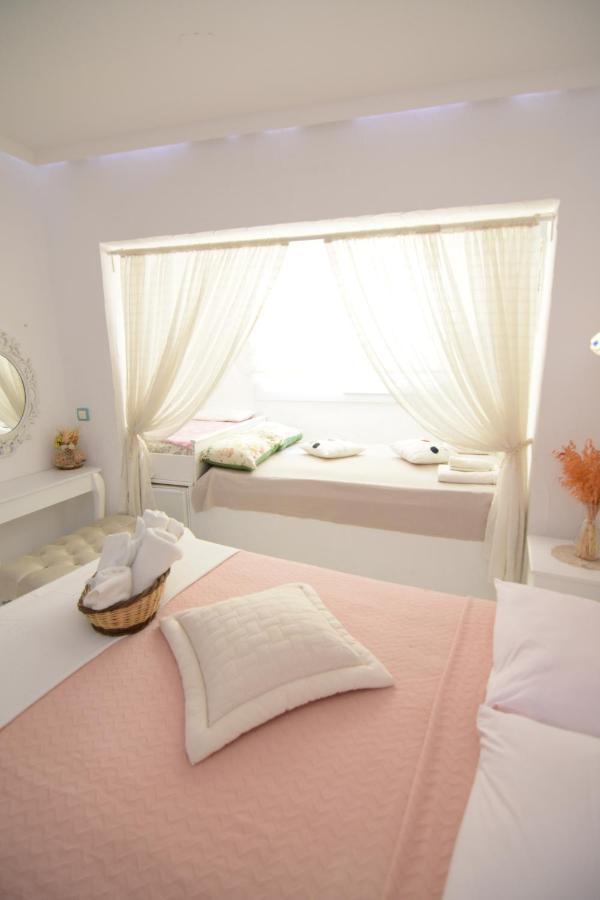 Aracati Pansiyon Cesme Ngoại thất bức ảnh