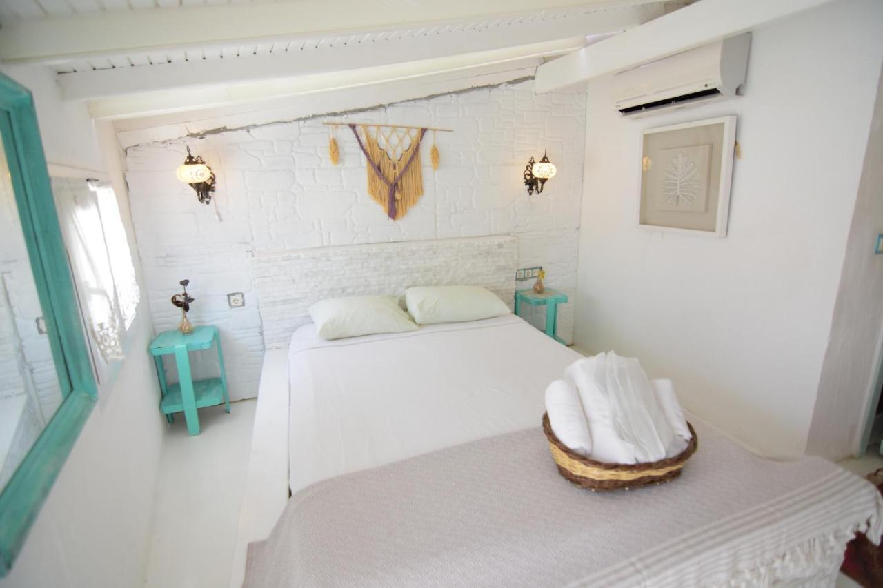 Aracati Pansiyon Cesme Ngoại thất bức ảnh